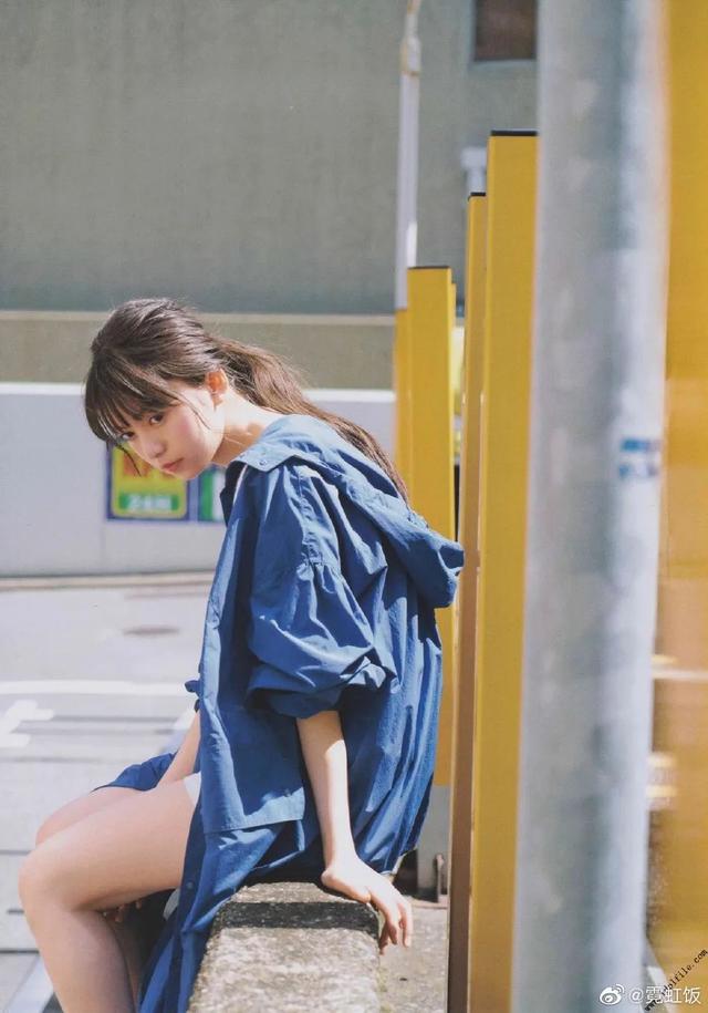 日本“神选美少女”斋藤飞鸟！混血丽人肌肤白嫩玉腿修长