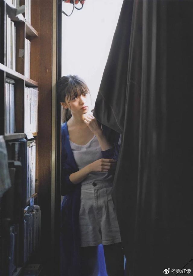 日本“神选美少女”斋藤飞鸟！混血丽人肌肤白嫩玉腿修长