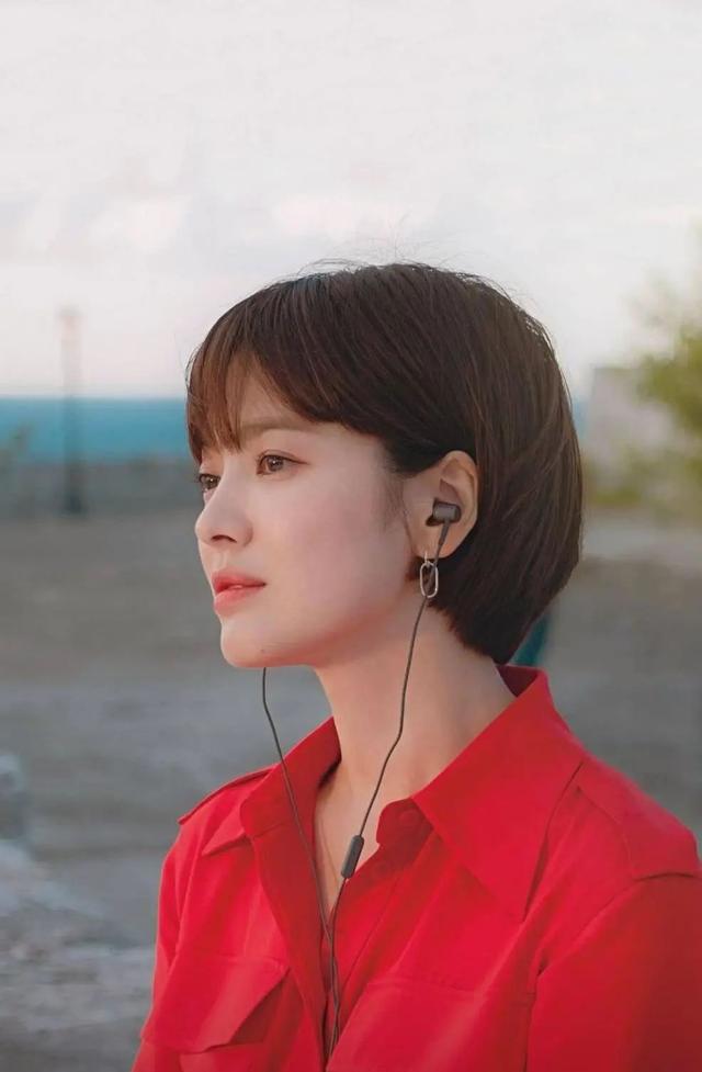 她是首位亚洲大火韩国女星！经历婚变仍肤白娇嫩美若天仙