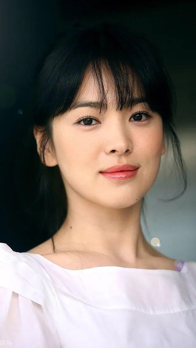 她是首位亚洲大火韩国女星！经历婚变仍肤白娇嫩美若天仙