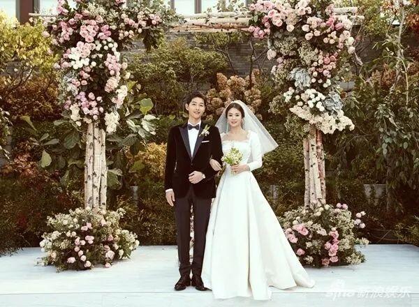 她是首位亚洲大火韩国女星！经历婚变仍肤白娇嫩美若天仙