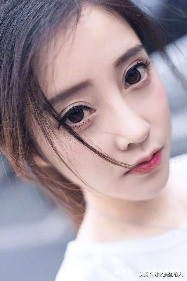 那些抖音圈子的网红成功进入娱乐圈后，现在还好么