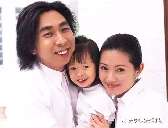 丑小鸭变白天鹅！一代女神李丽珍22岁女儿晒近照，仍难敌母亲美貌