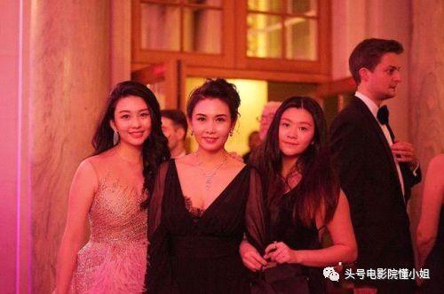 丑小鸭变白天鹅！一代女神李丽珍22岁女儿晒近照，仍难敌母亲美貌