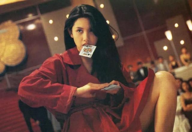 港圈拥有''电眼''的女星们 JJ贾晓晨大眼撩人 紫霞仙子永远经典