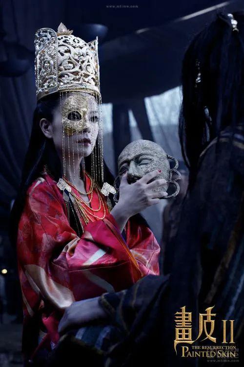 从小燕子爆红嫁入富门转型！赵薇昔日经典角色美出新高度