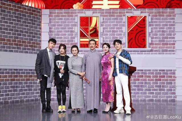 从小燕子爆红嫁入富门转型！赵薇昔日经典角色美出新高度