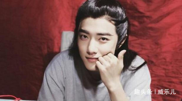 肖战“落难”后，蔡徐坤却“洗白了”，这节奏和曾经的吴亦凡好像