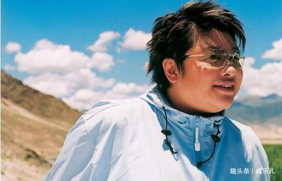 韩红明明有钱有权有地位，为什么至今仍是单身？