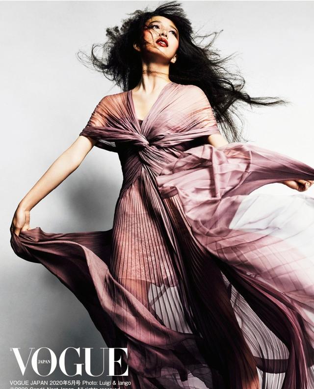 木村拓哉18岁大女儿将出道！首次亮相颜值就被吐槽，不如妹妹灵气