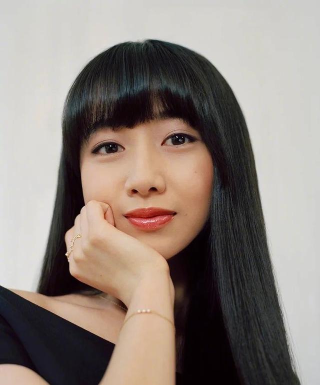 木村拓哉18岁大女儿将出道！首次亮相颜值就被吐槽，不如妹妹灵气
