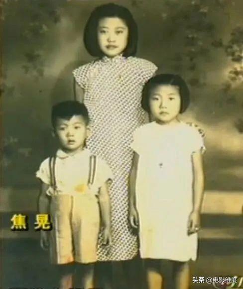 “话剧皇帝”焦晃：经历三段婚姻，儿子大女儿30岁，如今晚年幸福