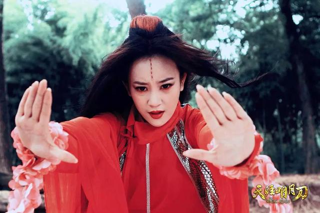 金恩圣离婚后爱上张檬？张萌讽刺她整容？于正暗喻内幕