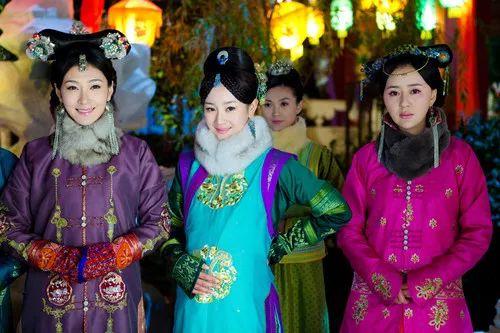 金恩圣离婚后爱上张檬？张萌讽刺她整容？于正暗喻内幕