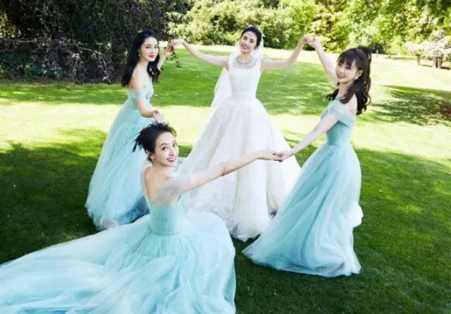 本以为刘亦菲是最美伴娘，李沁伴娘照曝光后，我承认我“变心”了