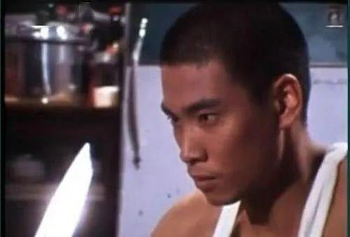 与周星驰闹不和？和周润发借钱被拒，有过三段情的吴孟达也风流