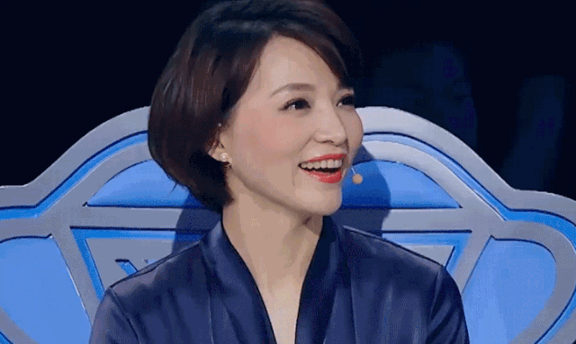 央视主持李七月，可入你眼？拥趸者众且才貌双全