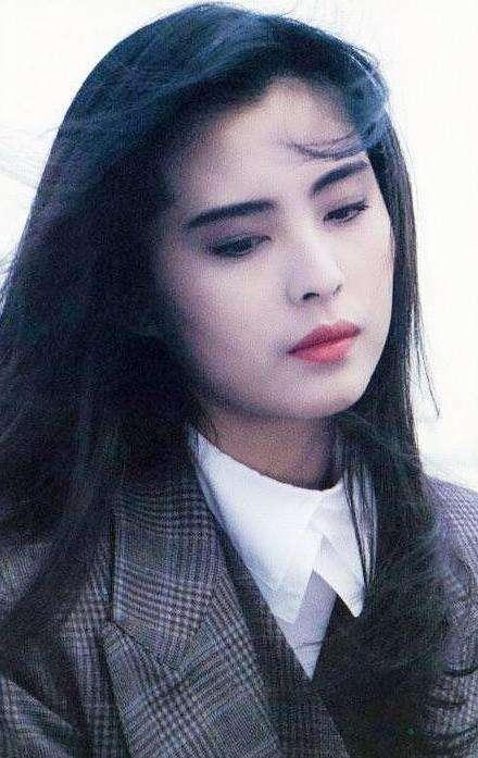 王祖贤与齐秦，纠缠15年不得善果，现已遁入空门