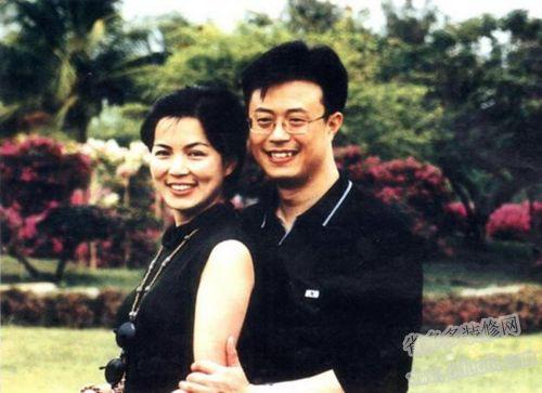白燕升与妻子，相濡以沫，还中年喜得二胎儿
